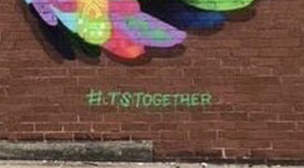 tsfansince06's tweet photo. The wings !! The STORY OF US . YOU AND ME !! Is the album called TOGETHER ? It makes so much sense . @taylorswift13 @taylornation13 #TSTOGETHER #taylurking #ts7lurking #TS7iscoming #ts7theories https://t.co/mTEThjE3Ew