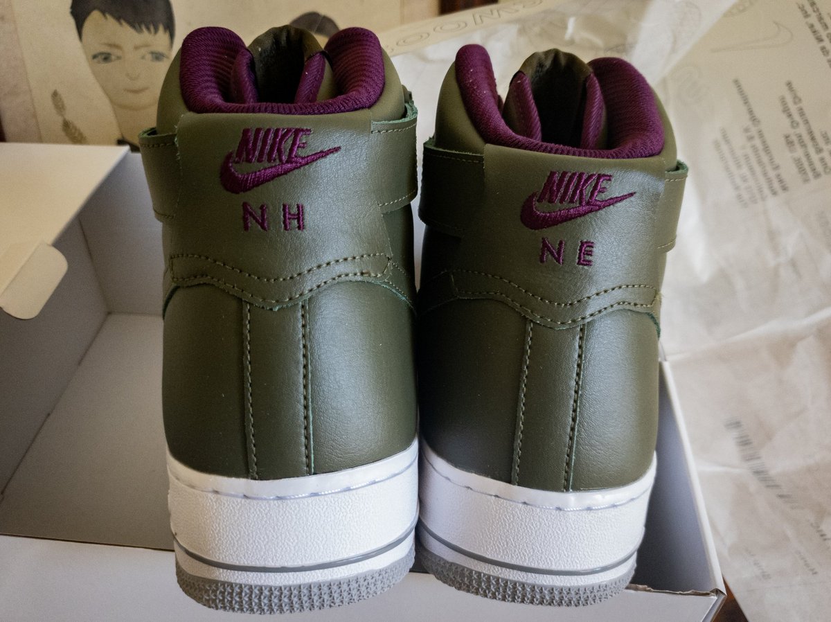 nohandsnoexcuse's tweet photo. Yay! New shoes time! I checked the fit by pretending to shoe shop in the real world then went to @nikestore and customised my own pair and colours! #AirForce1 #NHNE #Hightop #Afraidtogetthemdirty https://t.co/7plc9Zfl7z
