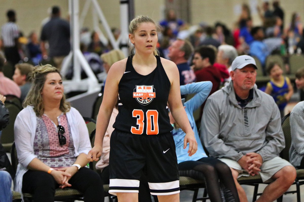 East TN Air (Campos) (@easttnair) on Twitter photo 🚨<a href="/seaaugirlsbb/">Southeastern AAU Girls Basketball</a> District/State🚨
@2020AirHeifner(‘20) made it to the Final 4 this weekend. 🚨<a href="/seaaugirlsbb/">Southeastern AAU Girls Basketball</a> District/State🚨
@2020AirHeifner(‘20) made it to the Final 4 this weekend.