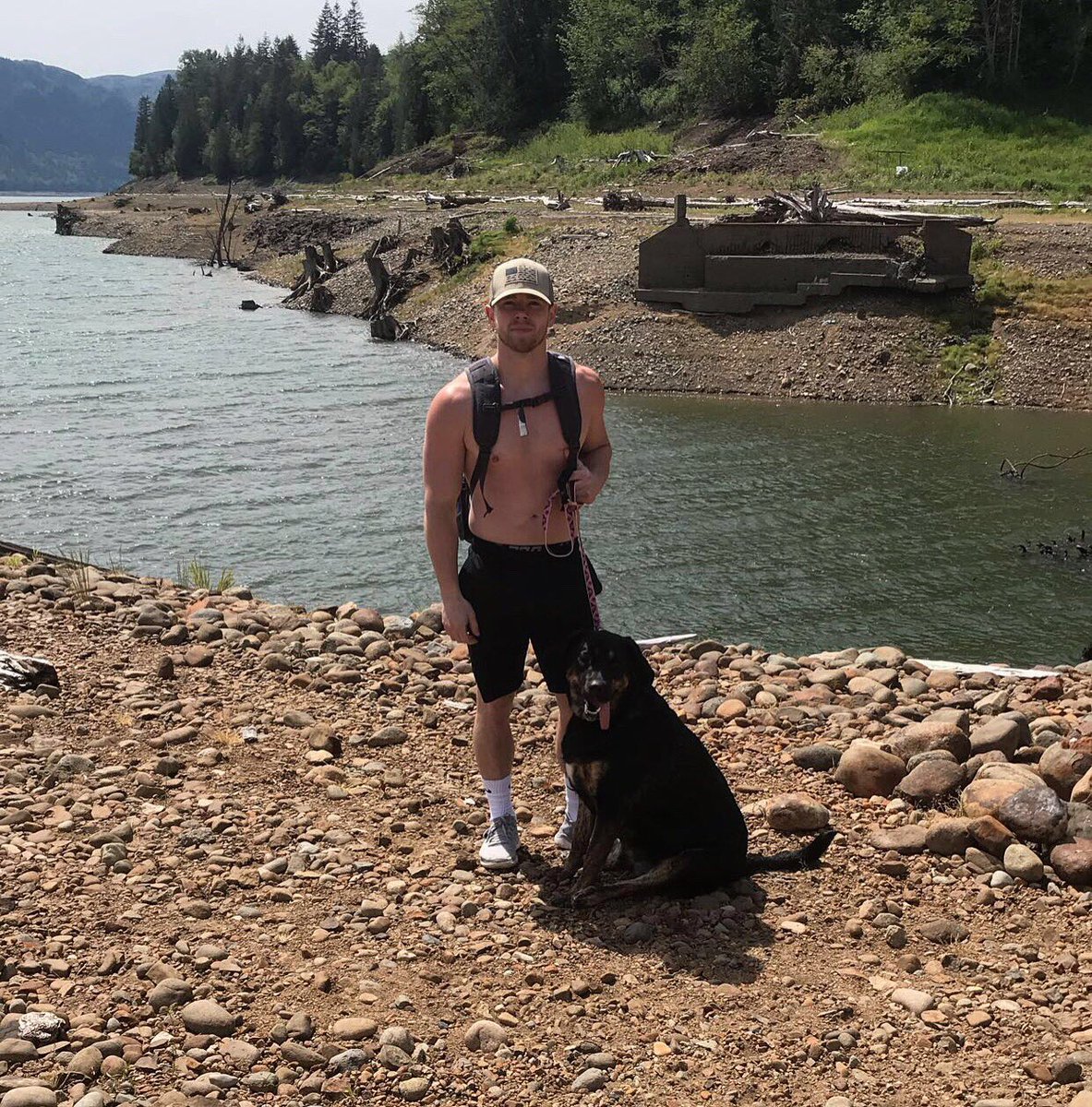 blackburn05's tweet image. She’s my best friend 🐶😊 #dogdad #explorepnw