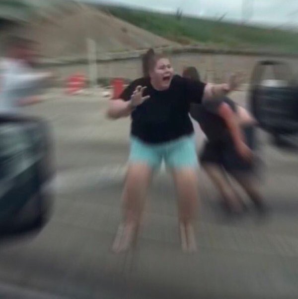 imctetiss's tweet photo. Literalmente yo cada vez que le pasaba algo a Arya #JuegodeTronos8x05 https://t.co/Ueioygbvb0