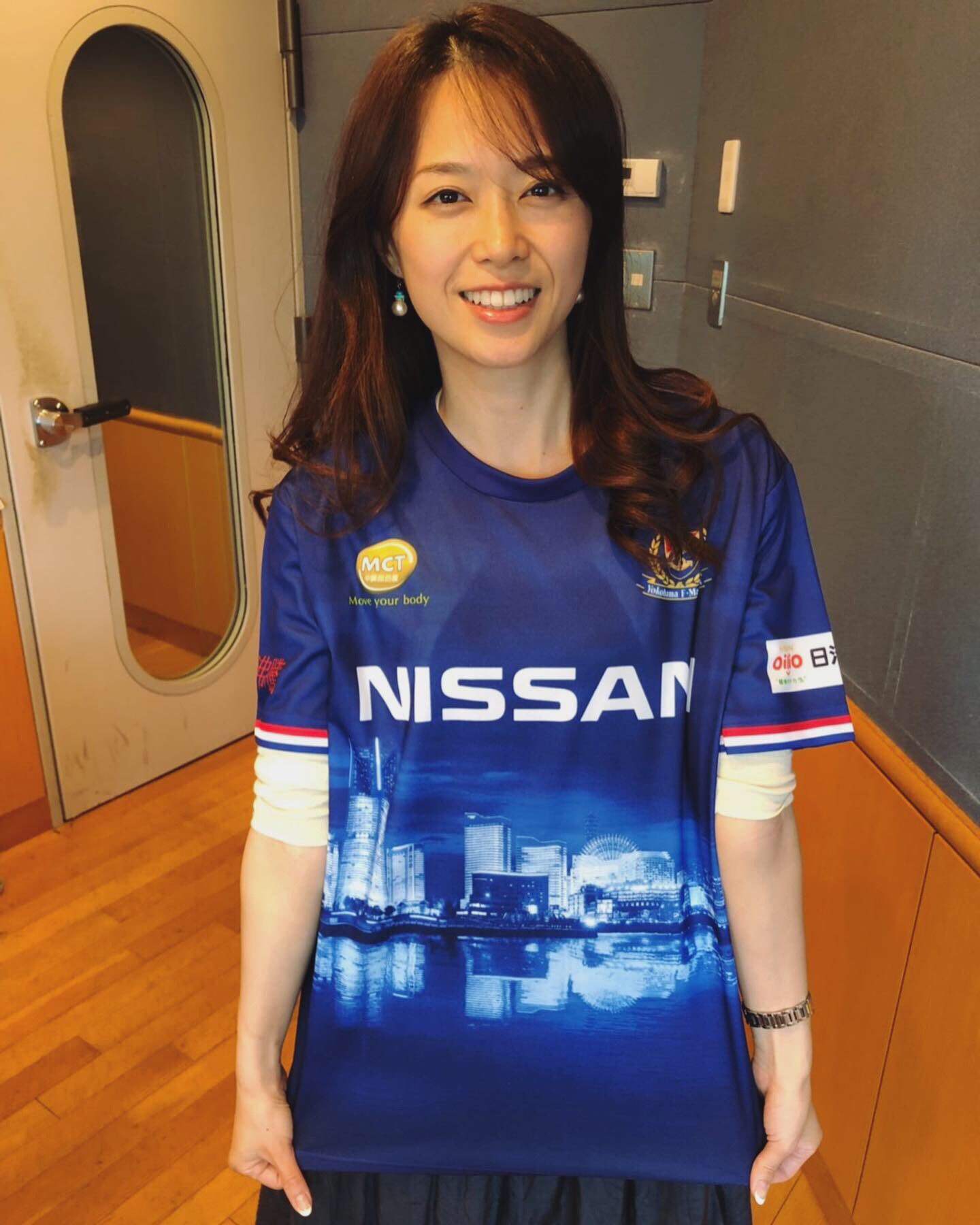 Lovely Day Fmヨコハマ マリノスは今週土曜日の18日にホーム日産スタジアムにてヴィッセル神戸と戦います 午後2時キックオフ ミナトマッチ 横浜沸騰 ユニフォーム付きチケット 現在絶賛発売中 週末はみんなでマリノスを応援しに行こう Lovely Day Fmヨコハマ マリノスは今週土曜日の18日にホーム日産スタジアムにてヴィッセル神戸と戦います 午後2時キックオフ ミナトマッチ 横浜沸騰 ユニフォーム付きチケット 現在絶賛発売中 週末はみんなでマリノスを応援しに行こう