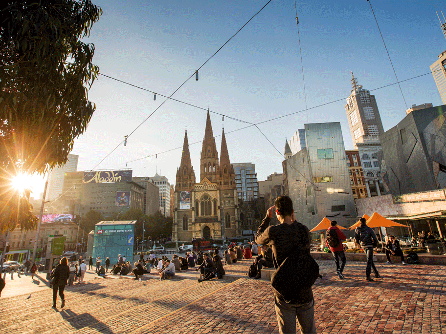melbknowledgewk's tweet image. Do you have an opinion on @FedSquare​ &amp;amp; want to have your say on its future? Now, more than ever, your chance has come to #HackFedSquare - We want you! Registration has been extended until May 15 - only 2 days to go! Proudly part of #MKW19 @mktgentourage #Melbourne #FedSquare