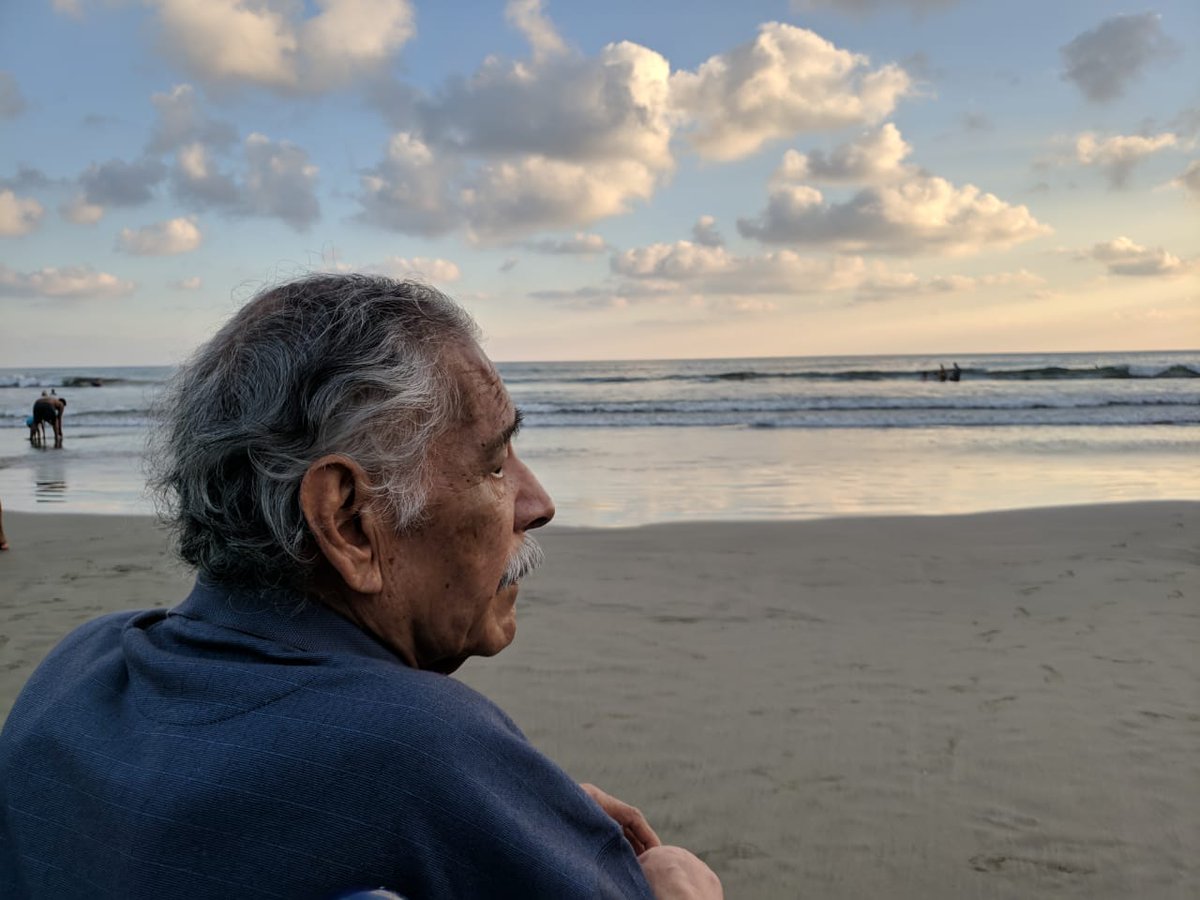 Jamás creí que esta sería la última foto que tomaría de ti. Te quiero mucho abuelo, gracias por todo.