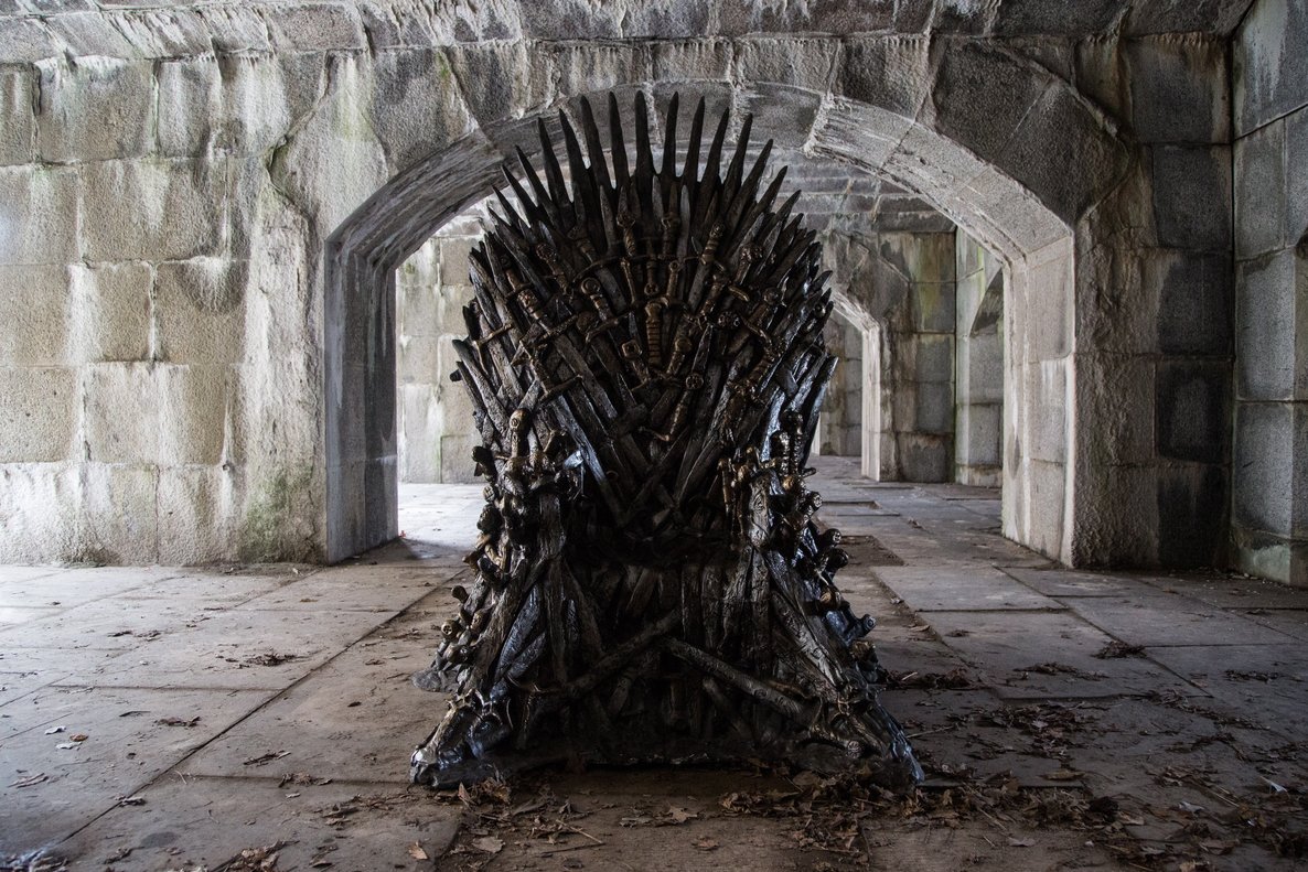 gheraldg's tweet photo. Alguien sabe como quedo el trono ?#Daenerys #GameofThrones https://t.co/3PlEVlQutO