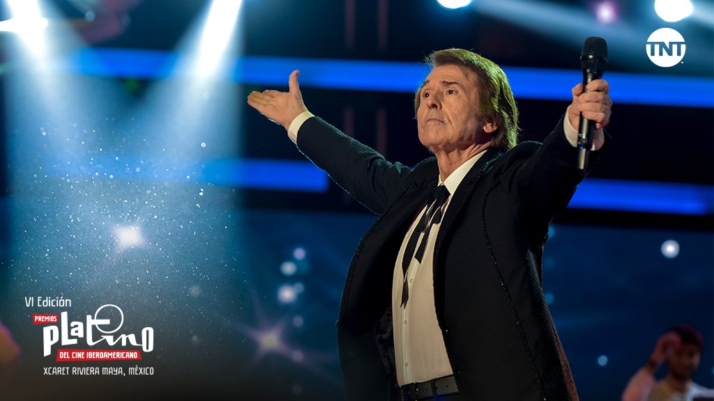 CinematecaNic's tweet photo. .@RAPHAELartista recibe el "Premio Honor del Cine Iberoamericano", en los #PremiosPlatino2019.
#BlaBlaInforma https://t.co/41UHlBiI8h