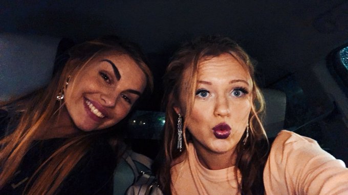 last prom w/ out a date but w/ my bestie was 100% better https://t.co/v8L5JXJjUm