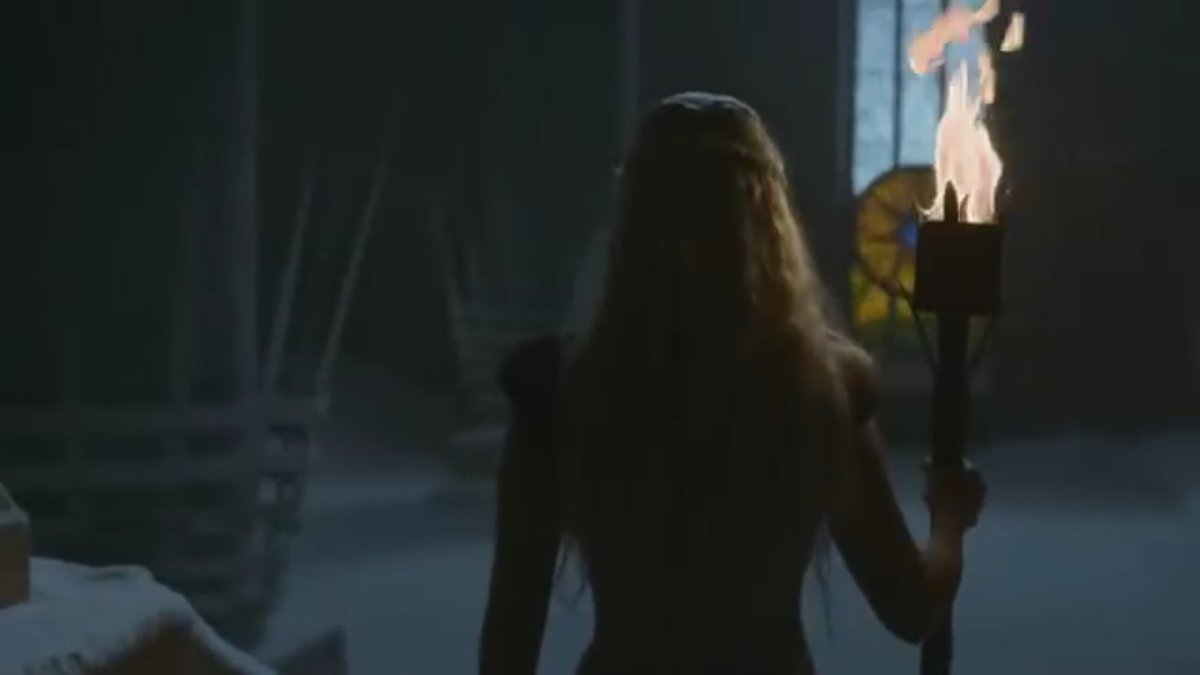 queenvisenya_'s tweet photo. 🤷🏻‍♀️

E aí, Brasil? 
#gameofthrones https://t.co/v320LmodBd