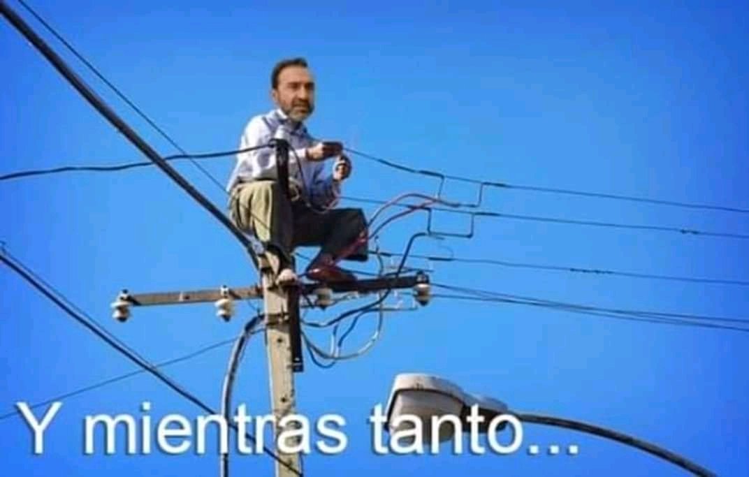 LocasDelPozo's tweet photo. Jefecito Nassib neme
de nada nos sirvió desconectar los cables, y bajar los brackers en el entretiempo 😰

Igual perdimos en nuestro Capwell Europeo... todo LONDRES esta triste y de luto. 😔

Emelec 0 Barcelona 1 😭
#ClasicoDelAstillero
Fidel Martinez 😡 https://t.co/tAknCrzygh