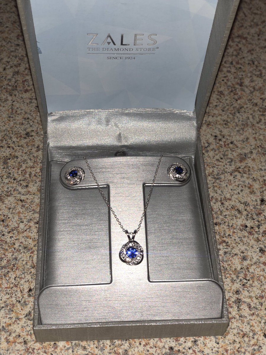 rosiepast's tweet photo. Happy Mother’s Day to me🥰💛 thanks baby😘 #videopic https://t.co/IHOt4KucgB