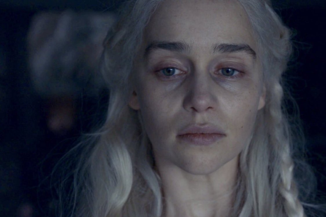 ballsy90's tweet photo. Me before this episode. Me after this episode. #GameOfThrones #WTF https://t.co/hzq2k5n1vd