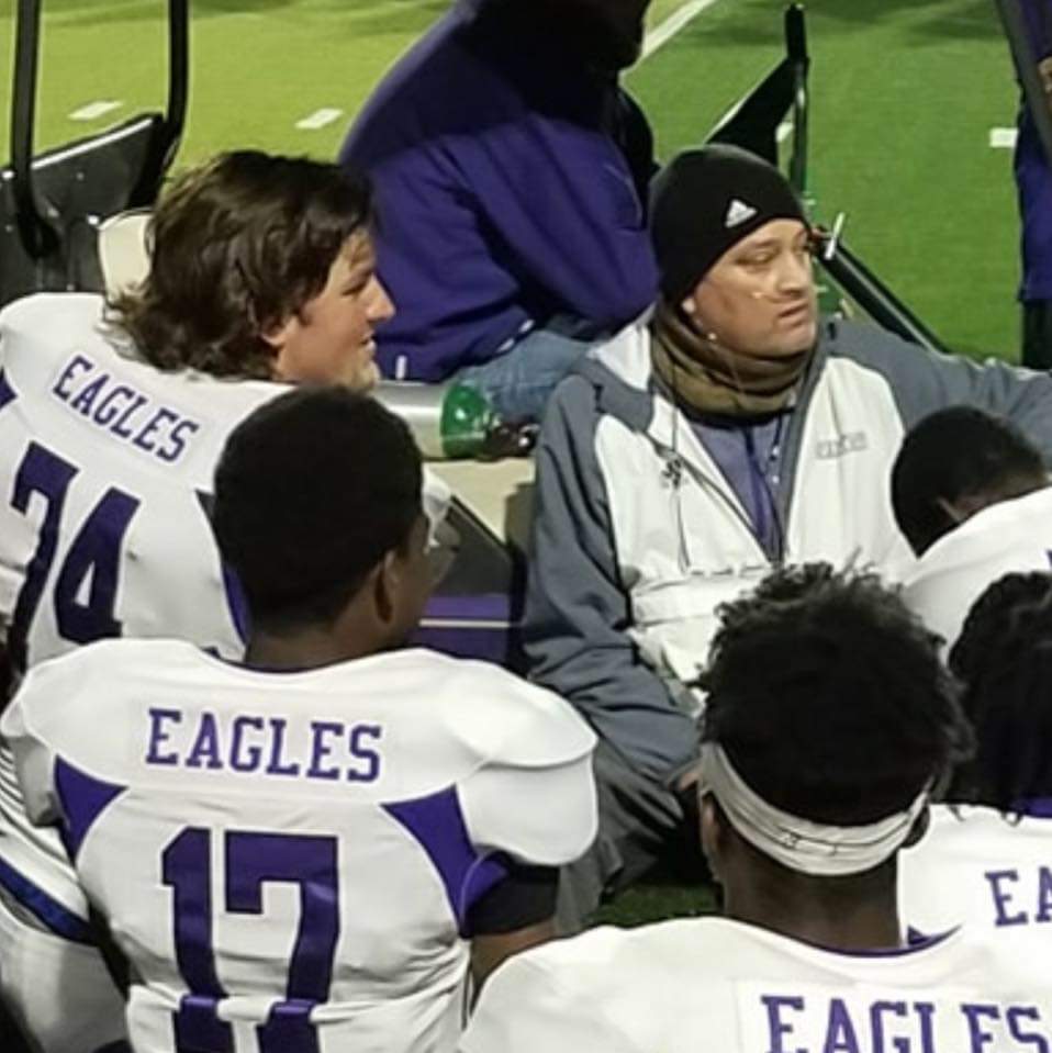 AmburnHunter's tweet photo. If youre not playing for him next year, dont even bother showing up for practice. Its no longer business its personal. No games. #4WT https://t.co/NVhtSJPPMH