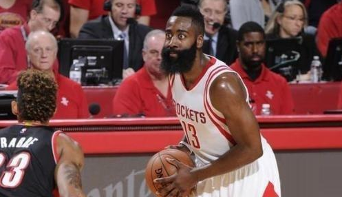 Kobe也是造犯規高手,Kobe與哈登的區別在哪里?綠軍悍將給出這樣的答案-黑特籃球-NBA新聞影音圖片分享社區