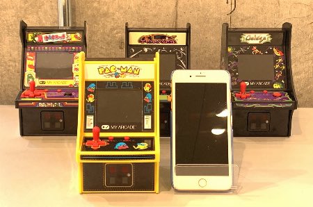 銀座ロフト No Twitter レトロアーケードゲーム スマホと並べると 本当に手のひらサイズ 80年代を代表する 懐かしの名作 アーケードゲームが 小さくなって復活 ナムコの名作 パックマン ギャラガ ディグダグ ギャラクシー マッピー の5種類