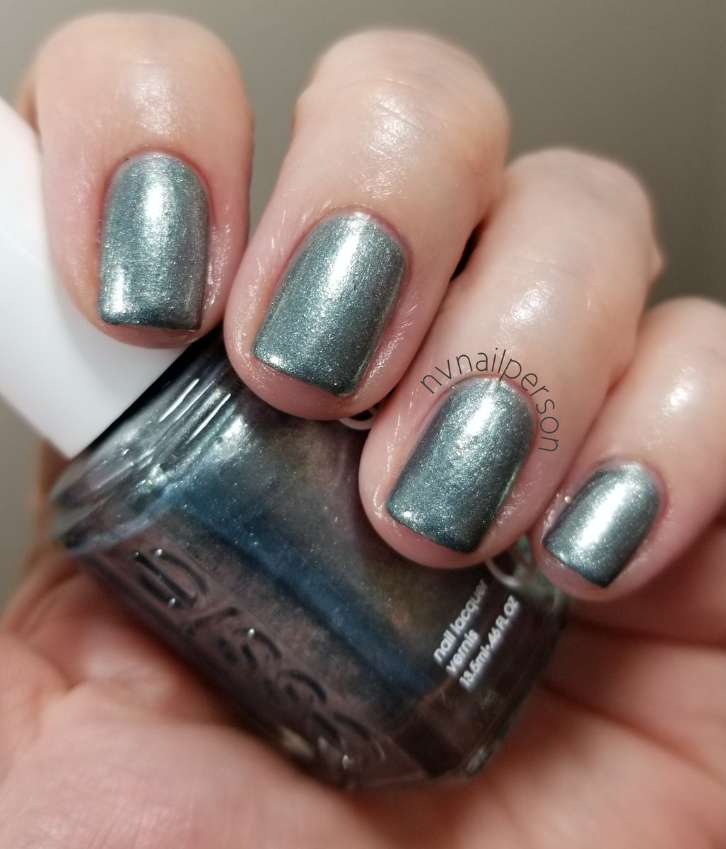 nvnailperson's tweet photo. #notd #nailpolish #Essie #ReignCheck #SpringCollection2019 #EssieLove @essie https://t.co/dNFX2okaP1