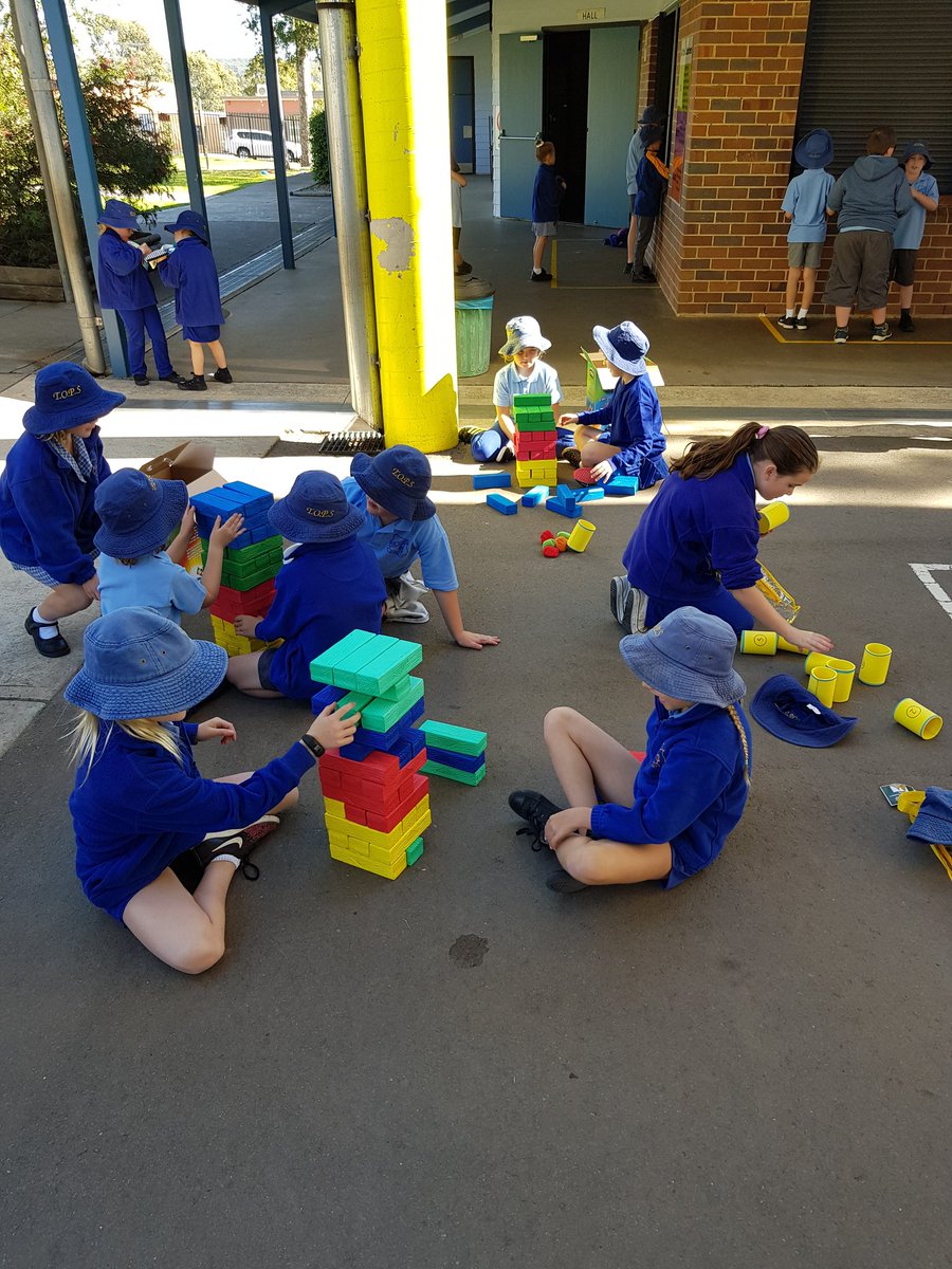 The Oaks Public School tweet media