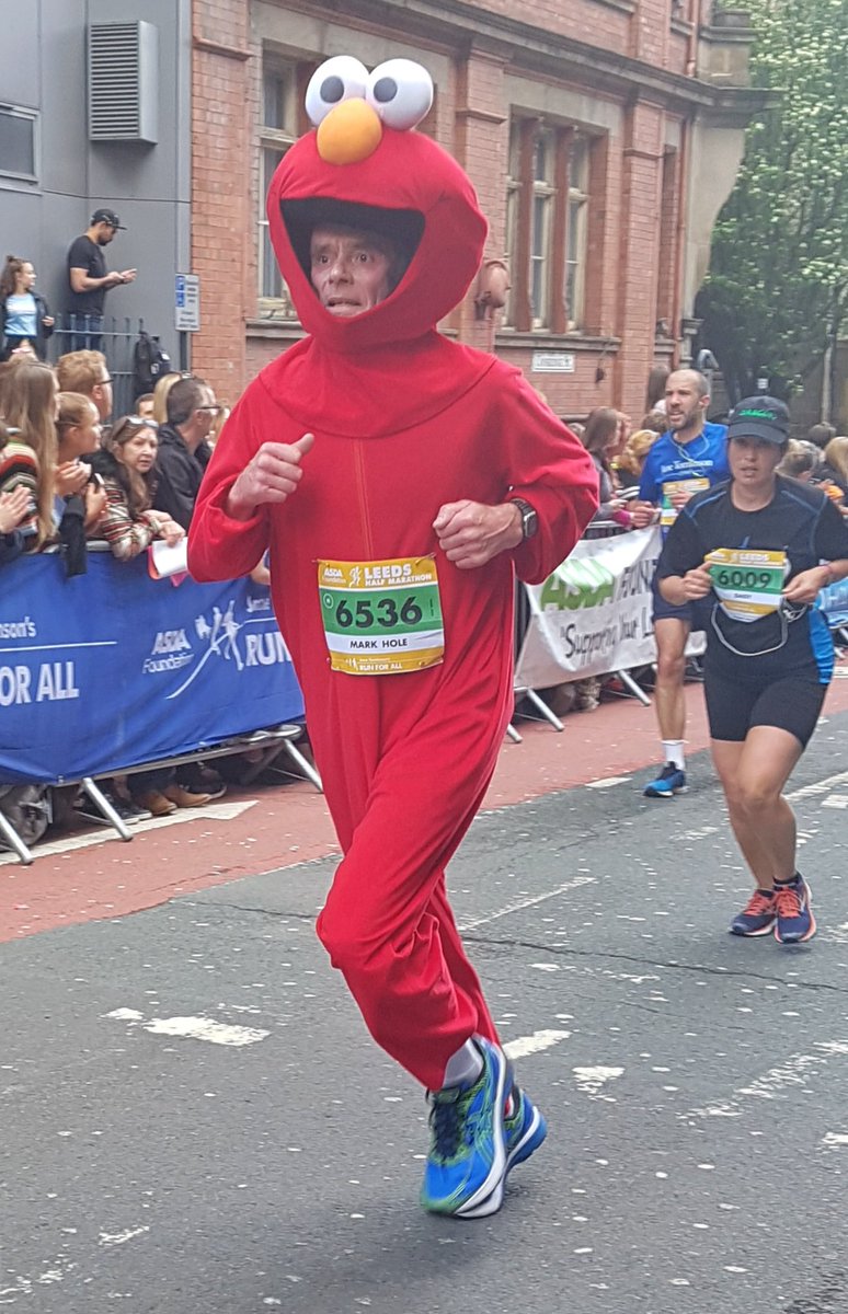 AeternusEternus's tweet photo. Hats off to these guys to run in fancy dress on such a hot day ๐ค #LeedsHalf #Leedshalfmarathon #leedsmarathon #leeds #marathon #run #runforall #janetomlinson #asdafoundation #uk #Yorkshire #Westyorkshire #milleniumsquareleeds @runforall @janesappeal @radioairenews https://t.co/bsBgtZD2Qh