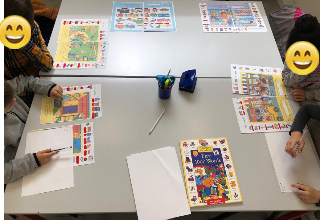 InglesalaCarta's tweet photo. #VocabularyRace #PlayInEnglish @InglesalaCarta
Our students review some vocabulary while improving their #communication skills.
📢Si quieres que tus hijos se diviertan mientras aprenden 🇬🇧
📝Programa Play In English
📅Viernes 16:30 a 18:00h
Más información 👉 ☎️947100395 https://t.co/SVdYFUlJHM