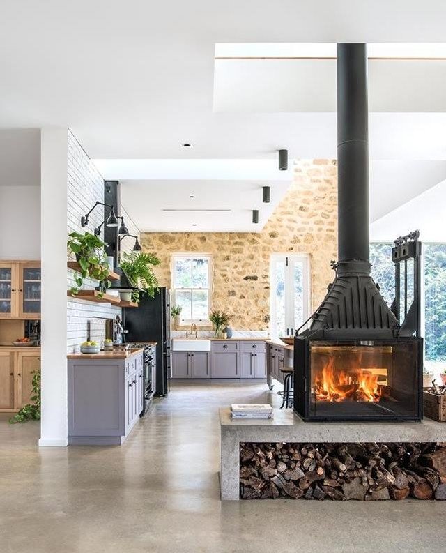 Foogo Amazing Kitchen With Two Sided Fireplace What Do You Think About This Ambience Foogoinspirations Foogo Fireplace Fireplaces Interiordesign Interiors Interiorinspiration Homeinteriors Decorhome Kitchen Kitchenfireplace