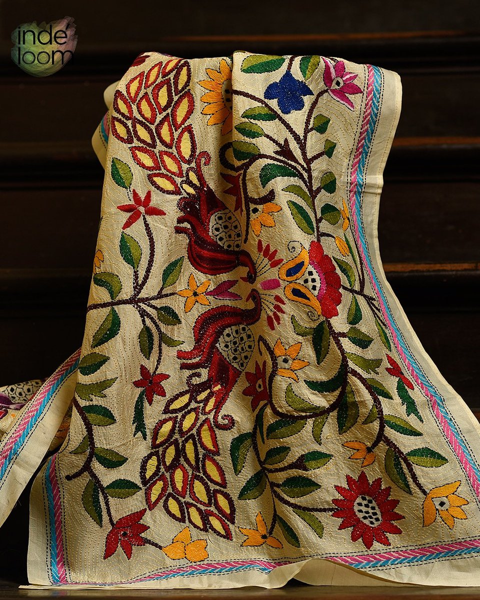 IndeLoom's tweet photo. #Mour #stitched #dupatta. Intricately designed #kantha #stitched #dupatta.
.
DM us for price and WhatsApp us at +91 7287900080.
Follow us for more exclusive collection https://t.co/Ysh4YdeMGz