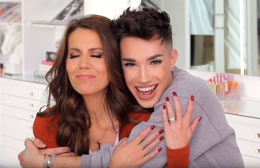 JamesCExposed69's tweet photo. Crazy how you can lose everything in a few days🤭 
@jamescharles @tatiwestbrook @JamesCh85705382 #jamescharles13milparty #tatiwestbrook #jamesgone #jamesisoverparty #cancled #jamescharlescancelled #scandal #Tati https://t.co/PNkmVm4B0c