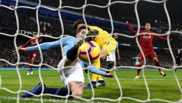BBCSport's tweet photo. The 11mm title?

The tiny, tiny margins that decided an extraordinary Premier League battle. 👉 https://t.co/0QckbGTL0Q https://t.co/UW7yIfUI8p