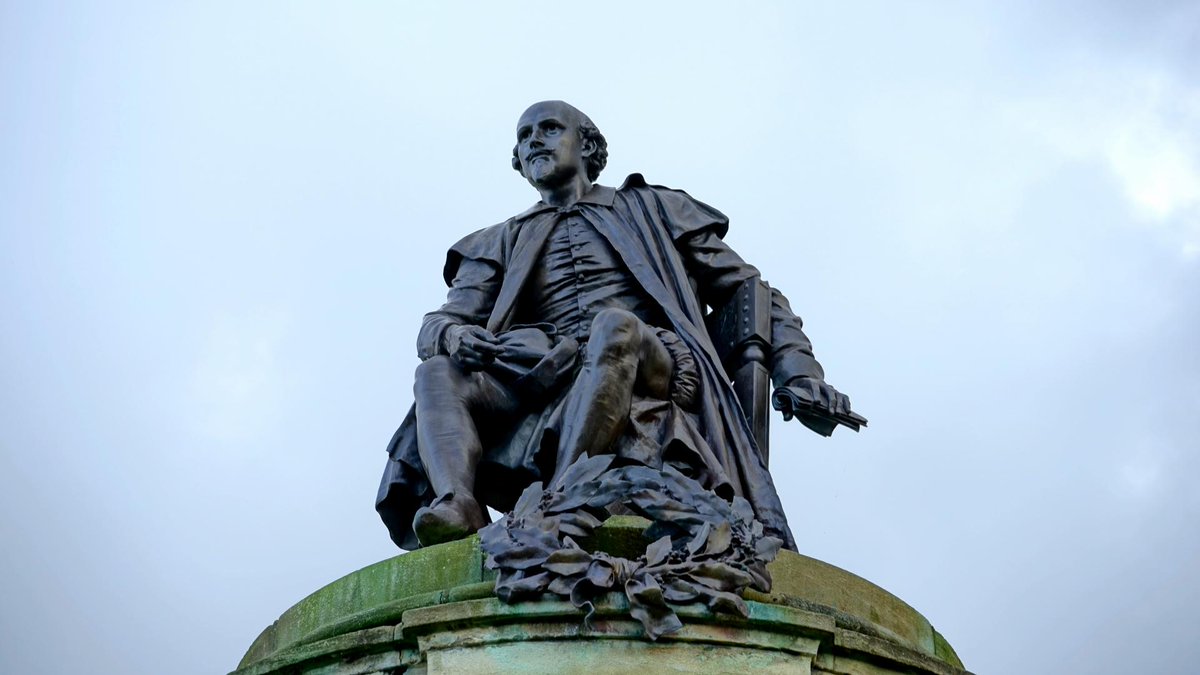 日本マイクロソフト株式会社 抄訳 ジュリエットよりロミオの方が激しい感情で苦しんでいる 世界的に有名な戯曲の中で誰も知らないことを見つけることを目的に イギリスのマイクロソフトでは シェイクスピアの 19 作品に マイクロソフトai の機能の