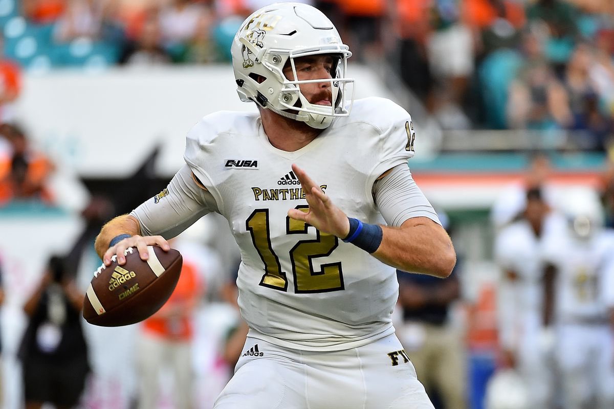NFLDraft_2020's tweet image. 2020 NFL Top Seniors: QB
20 Nick Tiano CHATTANOOGA
19 James Morgan FIU
18 Gage Gubrud WASHINGTON STATE
17 Khalil Tate ARIZONA