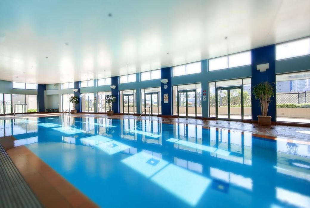 SheadProperty's tweet image. Luxurious resort style with a harbour view | A magnificent furnished 2 bedroom apartment + study 🍃🌉 

🛏️ 2 | 🛁 2 | 🚘 1

LEASE - 1801/2 Quay Street, HAYMARKET | bit.ly/2Jbsxkn

Contact agents:
Ivy He
📞 (02) 8448 1224

Victor Cai
📱0431 500 571
📞 (02) 8448 1223