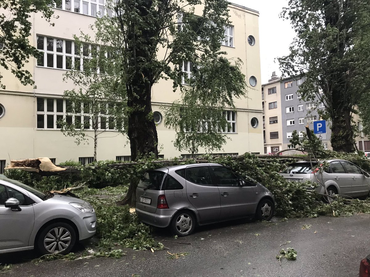 Buđenje u Križanićevoj 😱 #zagreb #prometniservis 08008977