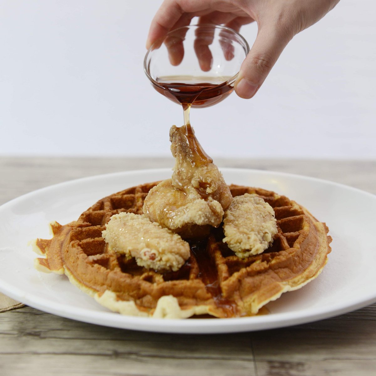 Sunrise Buckets’ Chicken &amp; Waffle is always a good decision! We hope you’ll make wise choices today! 🇵🇭  #sunrisebuckets