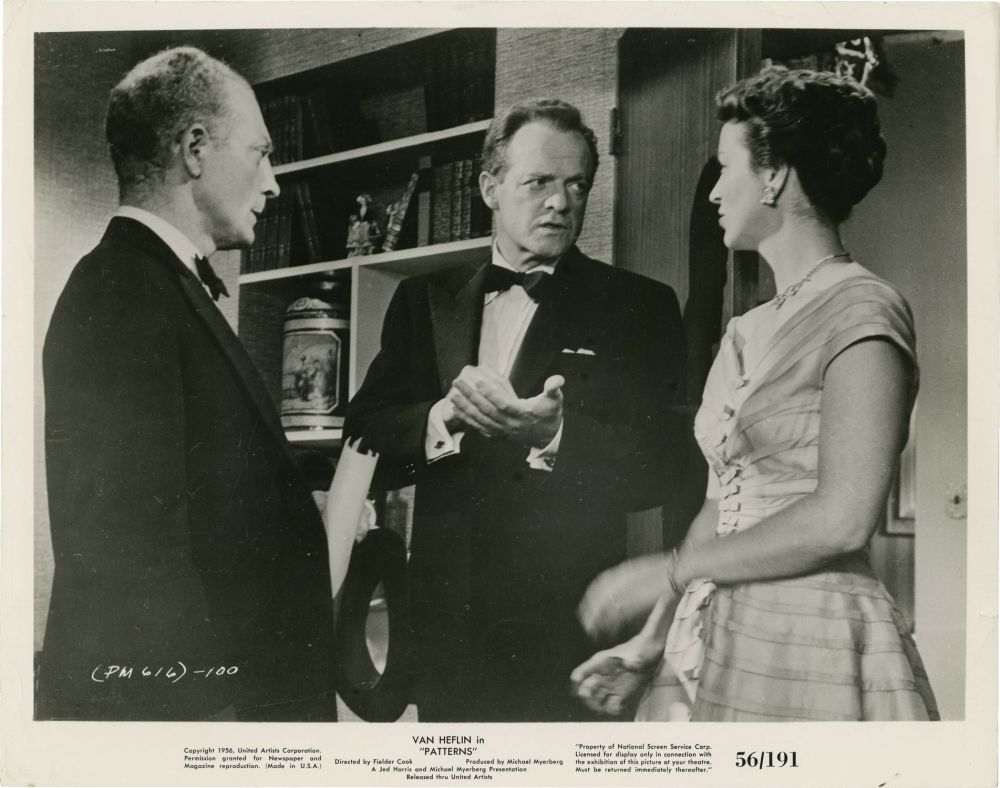 AngusKohm's tweet photo. Sunday Night Classic: #RodSerling's Patterns (1956) by #FielderCook w/ #VanHeflin #EverettSloane #EdBegley #BeatriceStraight #ElizabethWilson "Ruthless Men And Ambitious Women...Clawing For Control Of A Billion Dollar Empire!!!" #BigBusiness #FilmNoir https://t.co/6Xebtzpj3a