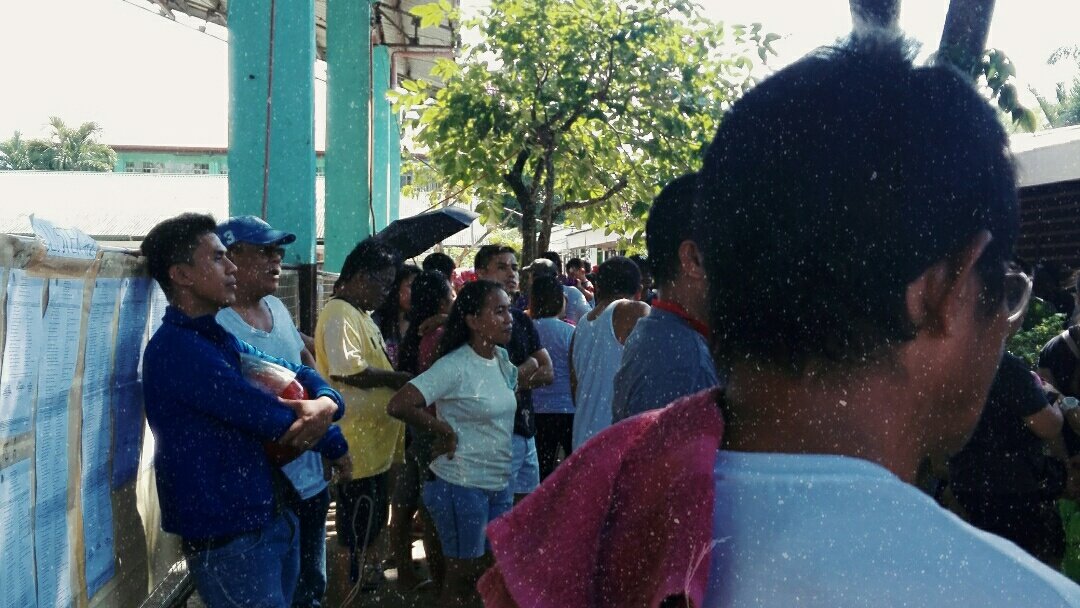 MataBoto2019's tweet photo. Nakakatuwa na maraming pumipila para bumoto, pero mas masaya makakita ng mga botanteng bumoboto nang matalino! #Halalan2019 #PhVote https://t.co/Av5y9ZUq1F