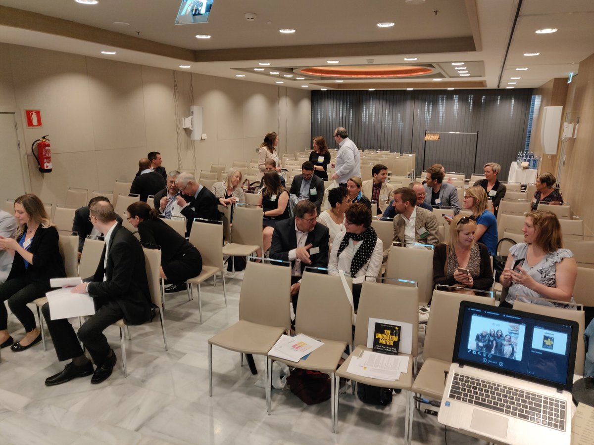 StewieKee's tweet image. Mirjam Ros &amp;amp; Deepika Jeyakodi subvert the silent seminar room trope by encouraging interaction between participants. It got so lively that the AV guys came to say to keep it down 😃 #iaccmeurope2019 #innovationmatrix