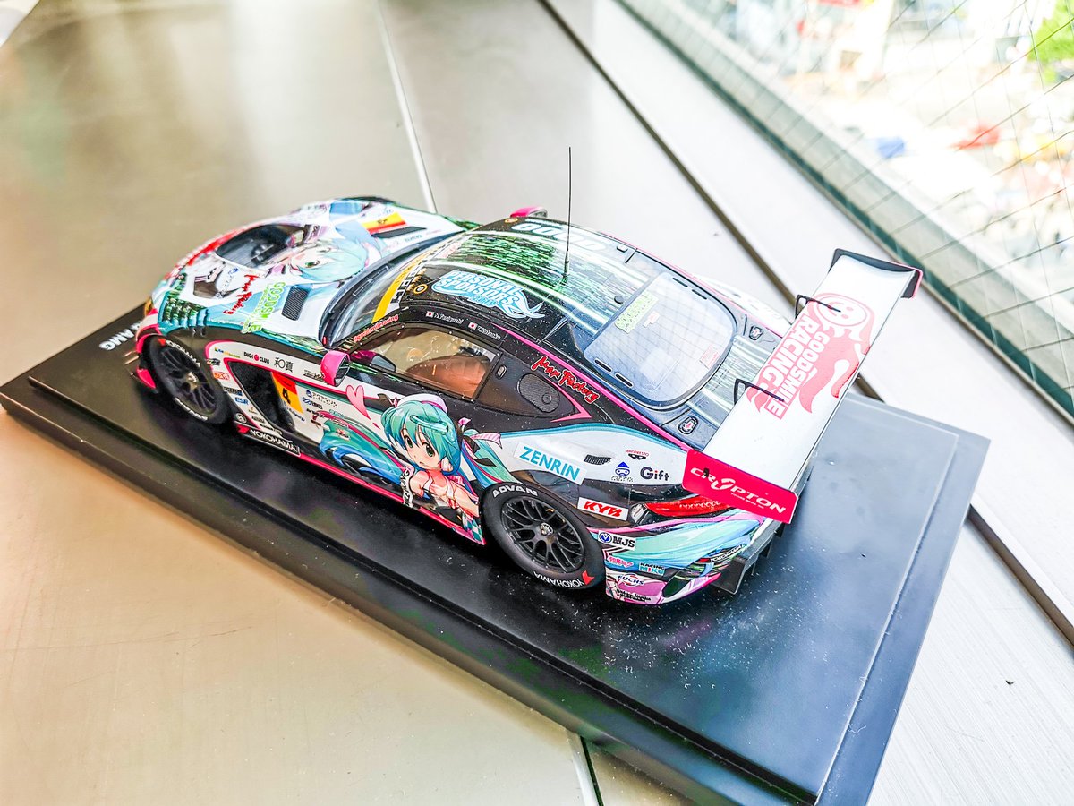 静岡ホビーショー帰りの1/18サイズのAMG！ まだ一発目のサンプルですが 