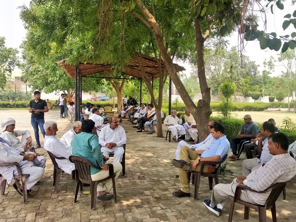 DhirendraGBN's tweet photo. Public meeting at Rabupura's (Greater Noida) residence! #JewarAssembly https://t.co/qy8EPVlNC1