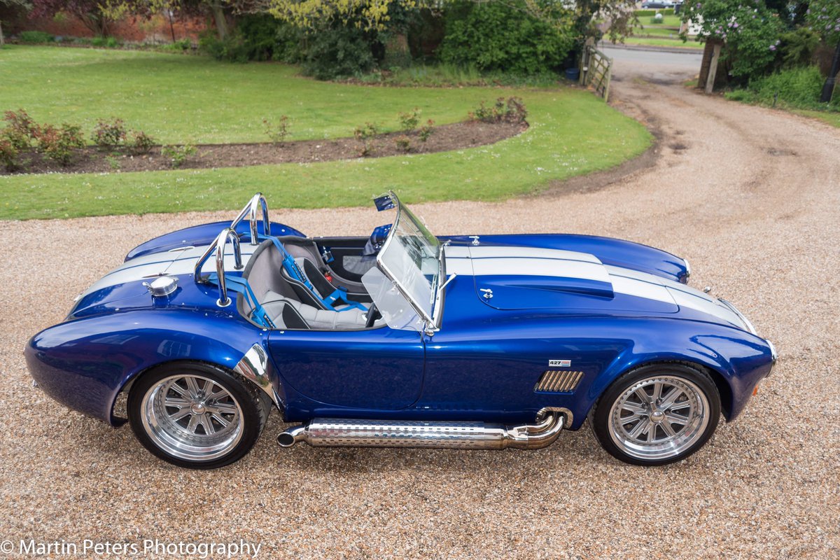 TotalHeadturner's tweet photo. With or without 🤔 suns out so let’s get roofless https://t.co/OWBXuJIZZU cobras for sale #cobra #hardtop #cobrahardtop #roofless #dax #cobraforsale #cobraspecialist #accobra #shelbycobra #cobrav8 #supercar #totalheadturners #dbreplicas  #jksportscars #dedion #tojeiro #daxtojeiro https://t.co/XxxOnojcr3