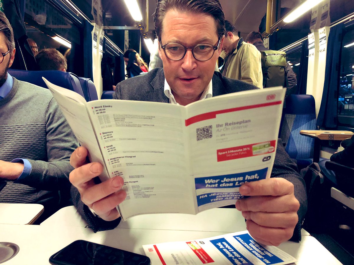 Wolfgang Ainetter (@wainetter) on Twitter photo Wie fährt ein Bundesverkehrsminister zum Nationalen Radverkehrskongress nach #Dresden? Natürlich mit <a href="/DB_Bahn/">Deutsche Bahn Personenverkehr</a> - und dann weiter mit dem 🚲. @AndiScheuer @BMVI #NRVK19 Wie fährt ein Bundesverkehrsminister zum Nationalen Radverkehrskongress nach #Dresden? Natürlich mit <a href="/DB_Bahn/">Deutsche Bahn Personenverkehr</a> - und dann weiter mit dem 🚲. @AndiScheuer @BMVI #NRVK19