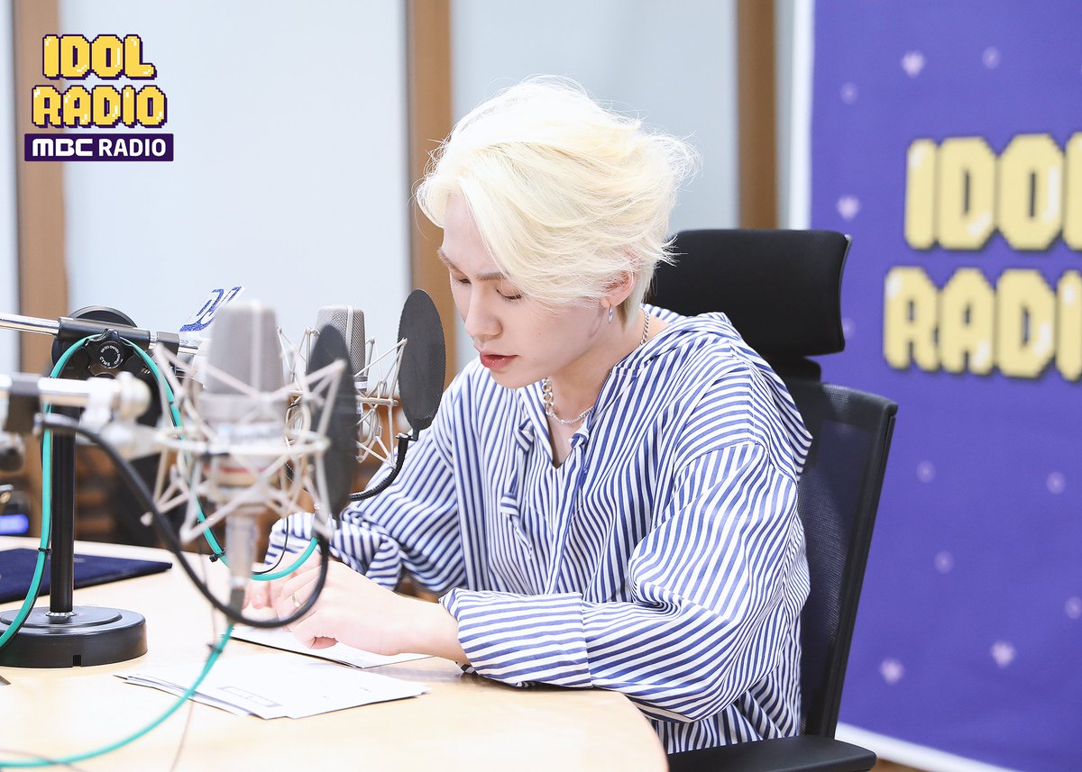 idolradiokorea's tweet photo. [#아이돌라디오 앨범 20190509] 

ep219. 1가든 1에릭남 with 에릭남

#IDOLRADIO #비투비 #정일훈 #룽디 https://t.co/Hq7UQ0hiaL