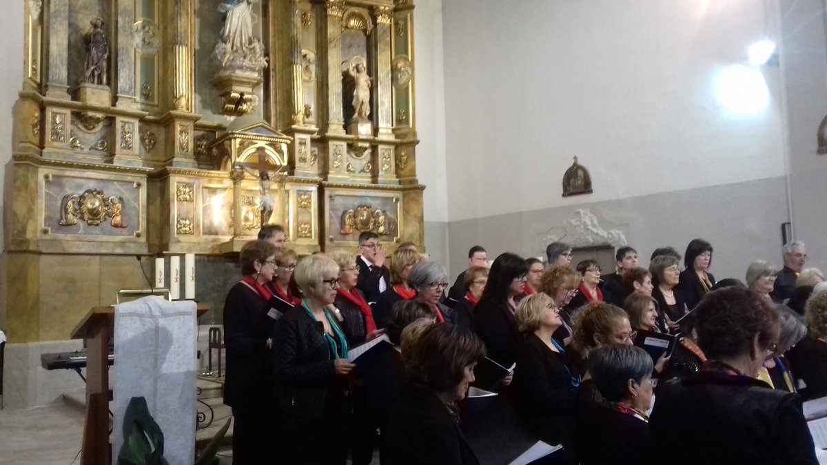 SegriaCultura's tweet photo. Ahir, els cantaires del cicle de cant coral, #SegriaCorals 2019 vam tenir concert a #Maials i vam triomfar😉
Una tarda musical fantàstica !
Desde @SegriaCultura gràcies!! 😍
#SegraiCultura #CCSegria #TerardePonent #Lleida https://t.co/2DU3nHa3vj