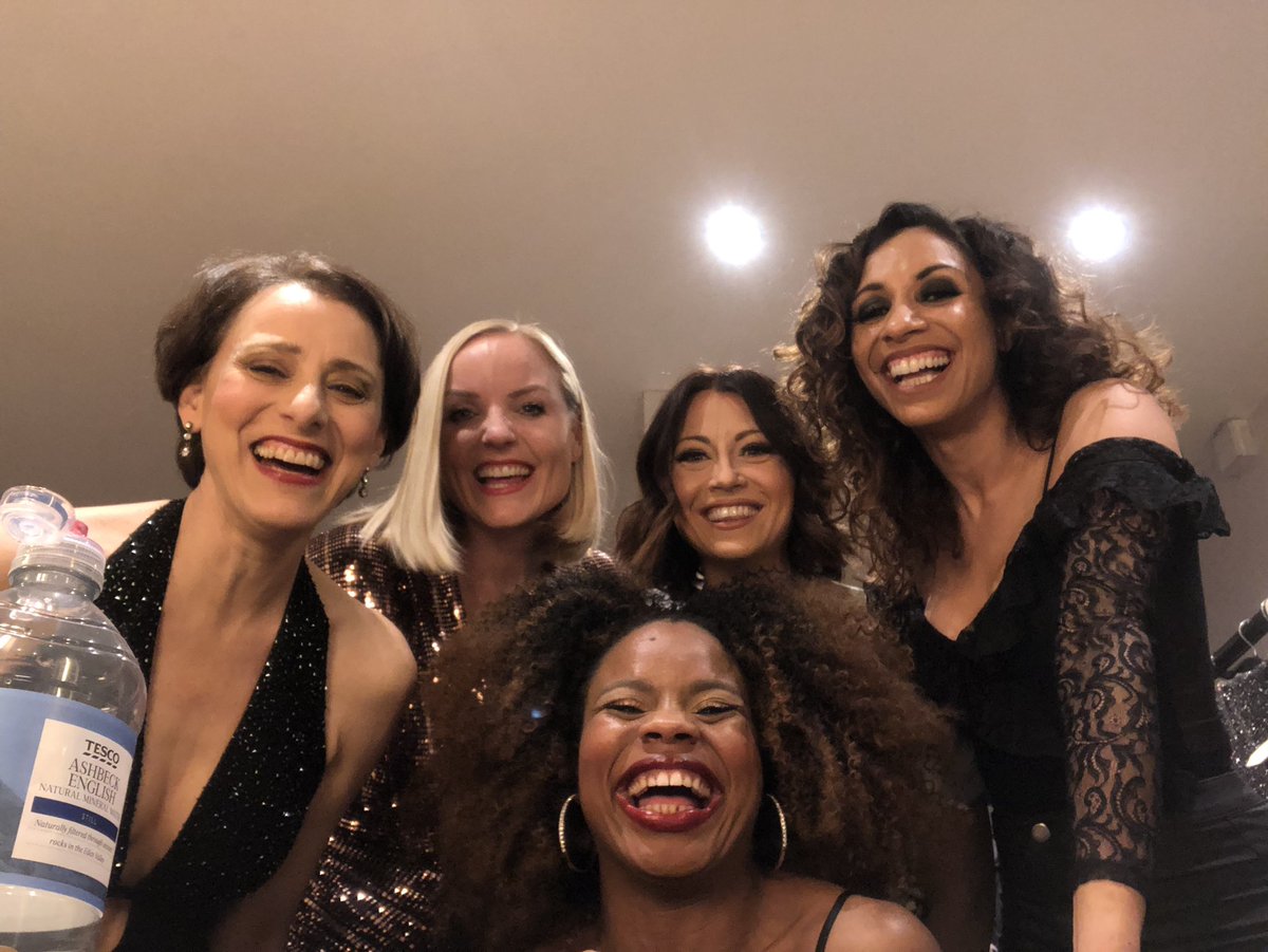 What a brilliant night! @BestOfMusicals Really hope it was a successful night for the @CharlieWtrust too ❤️❤️ Loved sharing a dressing room with these amazing ladies. We had such a giggle!! @JudyKuhn1 @kerryjaneellis1 @emmahatton1 @kloveofficial ❤️🎸🤘🏽🎶💃🏽