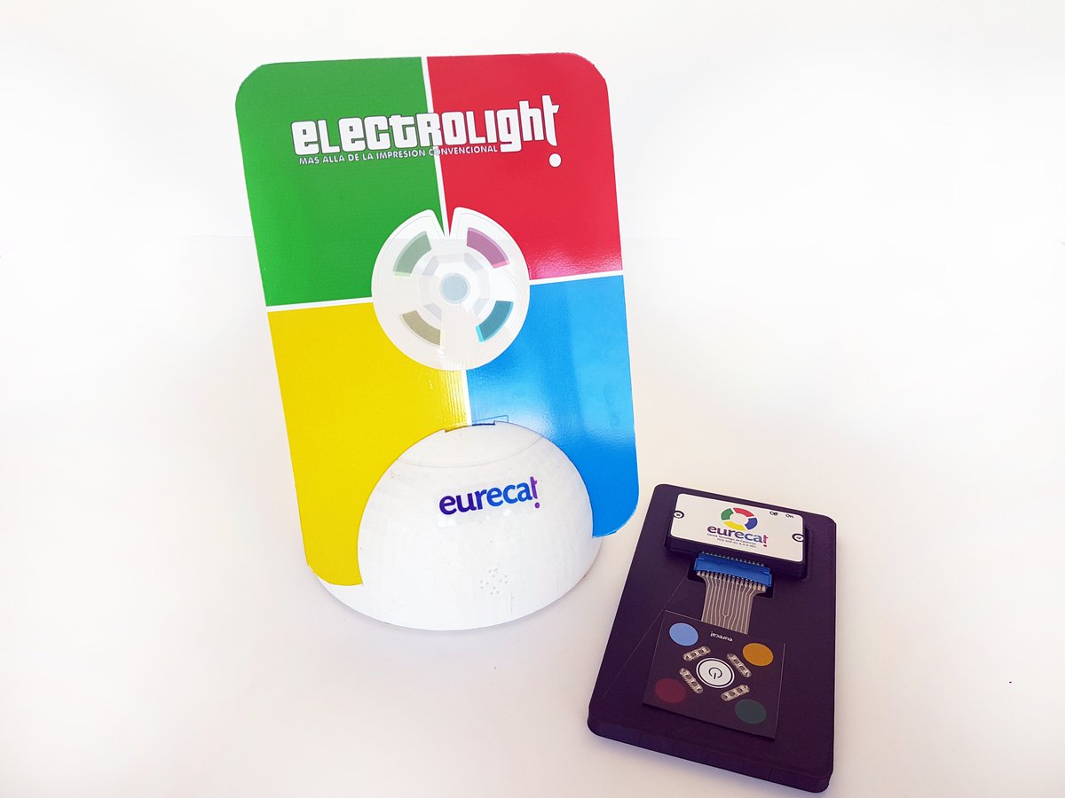 ccasellascoll's tweet photo. @GremiIndGrafCat @FCBarcelona_cat @Carlos_Latre un honor ser un dels premiats 😃 en el #ConcursGremi2019 en la categoria d'impressió funcional. Ens veiem a la #GalaGràfica2019 #printedelectronics #printedlight #flexibleelectronics https://t.co/g5QErMuWmw