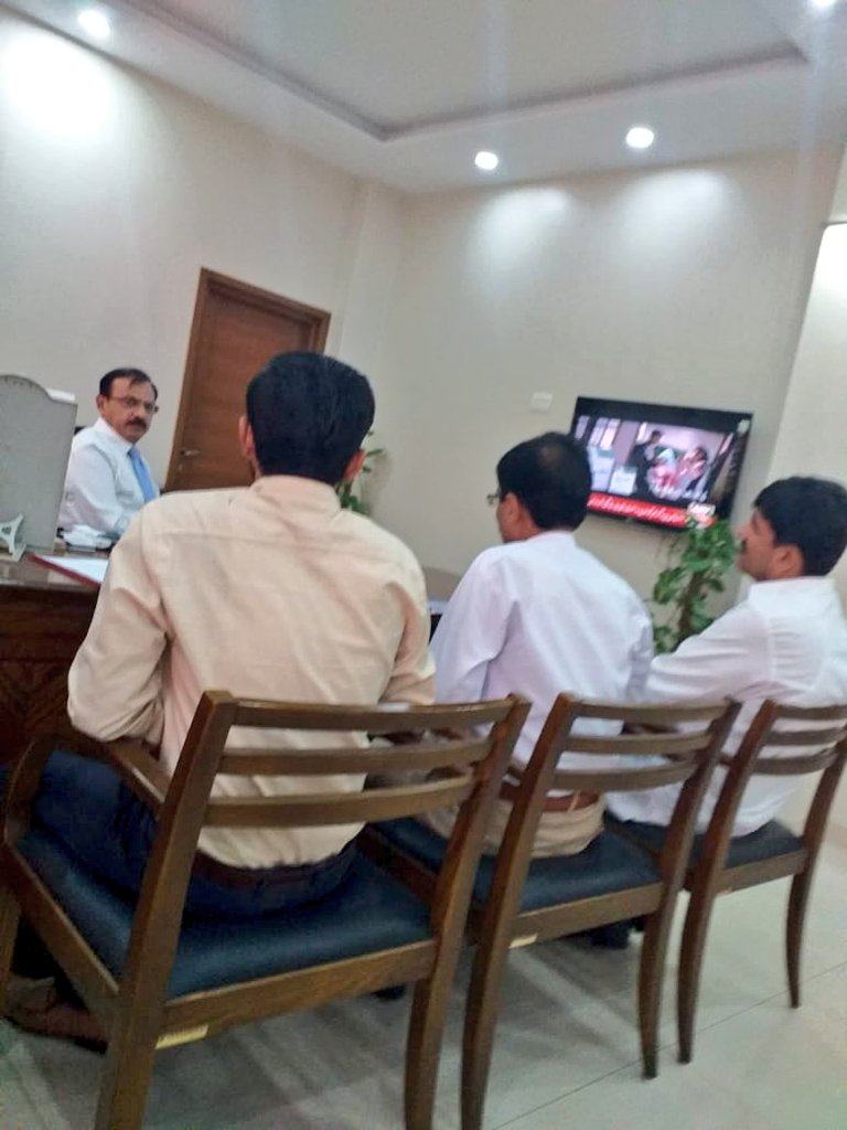IBAheads's tweet photo. IBA HMs delegation meets worthy Secretary @seldofficial .
The delegation was held regarding the confirmation of headmasters/Representatives Wahid Rahimon, Faiz Gul Chhalgri, Ayaz Tunio,Turab Abro,Shahzad Shahmir,Azfar Saeed &amp; others
@sardarshah1 
#Regularize_IBA_HMs https://t.co/mSZ7DmNCf4
