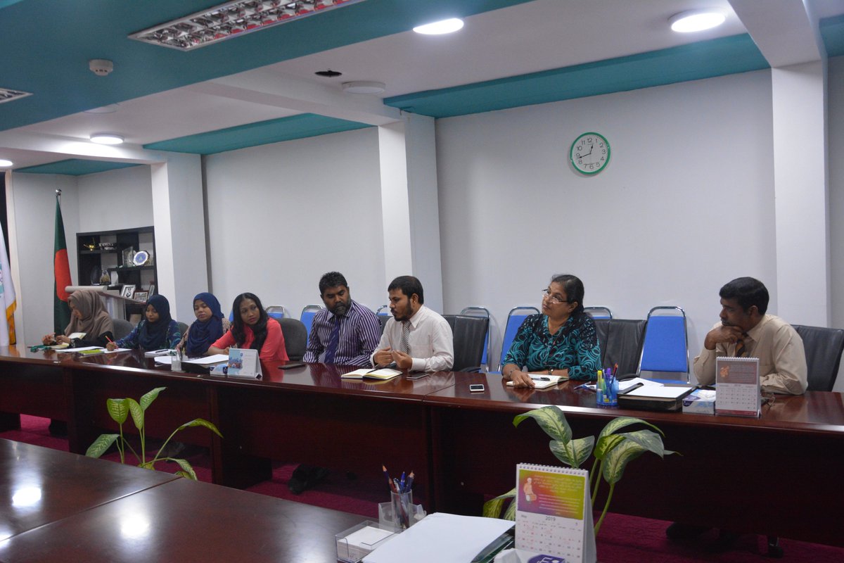 cscmaldives's tweet image. އެލައިޑް ހެލްތު ދާއިރާގެ ޓެކްނިކަލް އޮނިގަނޑުތަކާއި ގުޅޭގޮތުން މިއަދު ސިވިލް ސަރވިސް ކޮމިޝަނުގައި މަޝްވަރާ ކުރައްވައިފި. މި ބައްދަލުވުމުގައި އެލައިޑް ހެލްތު ކައުންސިލްގެ މެންބަރުން ބައިވެރިވެ ވަޑައިގެންނެވި.