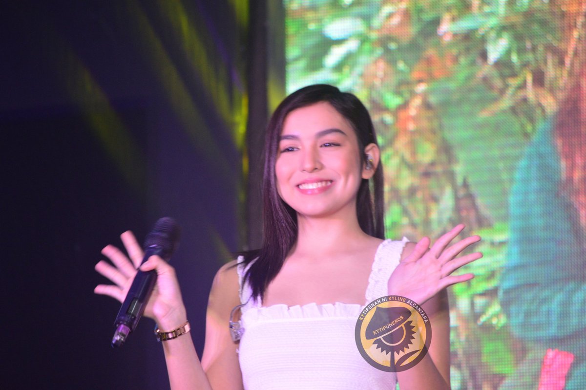 Sunflower_Lux's tweet photo. Twice kang nag-promote ng Inagaw na Bituin dito sa Dagupan. You did your best <3

We're gonna wait for your new show! Hihihi

#INBSavingAnna https://t.co/2MU4dCm2kg