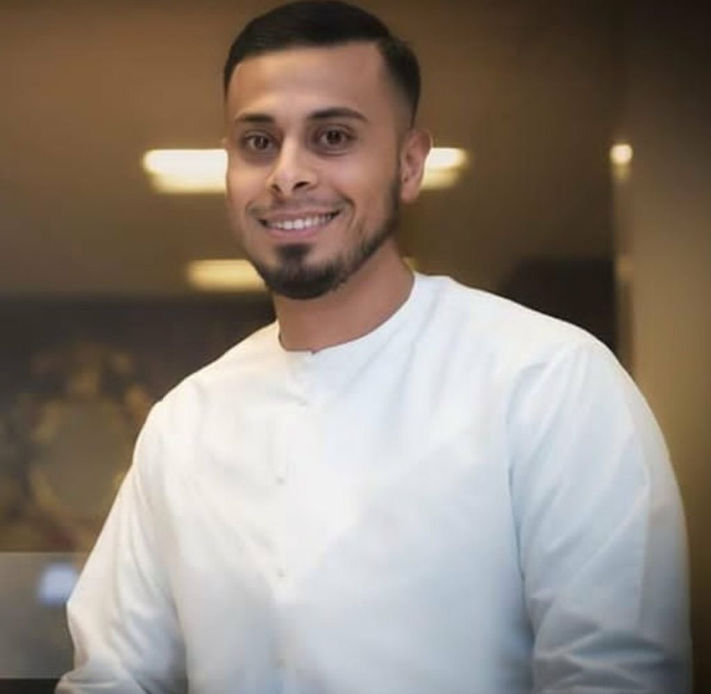 amb_abbas's tweet photo. Do remember Ali Banat in your prayers this Ramadan, he touched the lives of millions by donating his wealth just to help the less fortunate.... May Allah Grant him Jannah.... Ameen 🙏 https://t.co/4YdX8Imb8V