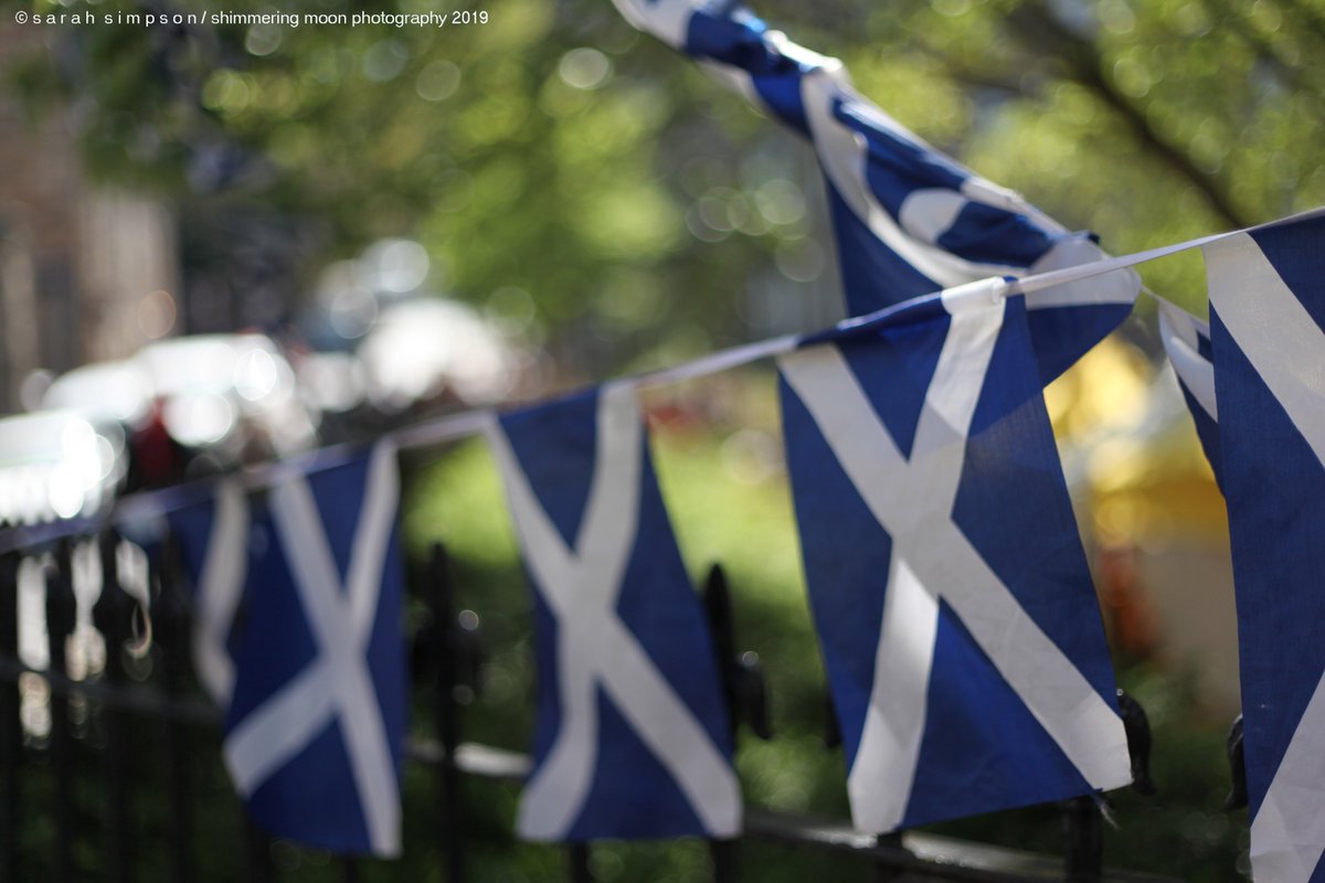 Flying the flag.... #standrewscross #thesaltire #edinburghstreets #inscotland