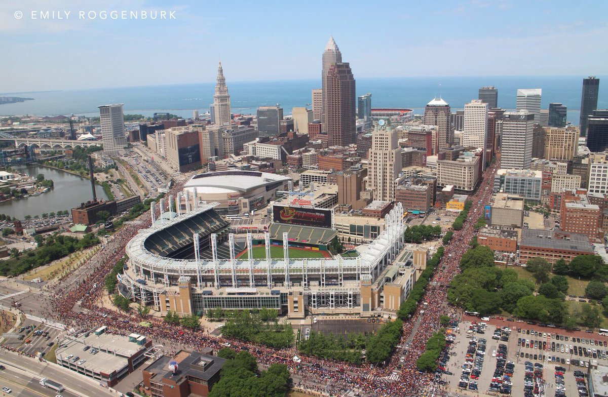 emilyroggenburk's tweet image. Now that we have a coach let’s get some Cavs good vibes going and win the lottery tomorrow! Giving away a 20x30 print of the parade from EmilyRoggenburk.com RT to enter!!!

Will announce the winner right after the lottery!!!