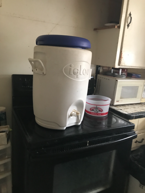 5Yimpact's tweet photo. Ms.Wilson is an elderly woman with several medical conditions. She needs to be on dialysis & oxygen; staying clean&hydrated is critical for her health. She needs your help to turn her water back on! @SarahMPhinney& @Water4Detroit #hydratedetroit #gofundme https://t.co/eC9XVRdFRd https://t.co/YeLDY56CwD