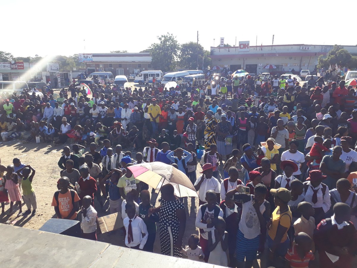 Min_of_IC's tweet photo. Scenes @BuyZimbabwe #MakeLocalBuyLocal https://t.co/ri99q8lN4U